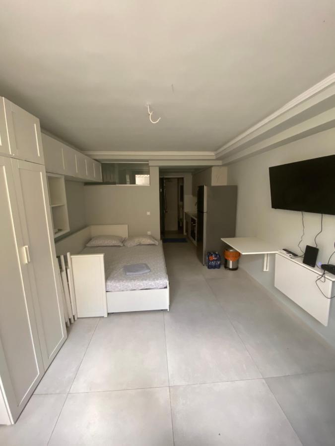 أثينا Minimalist Studio Behind Hilton Hotel المظهر الخارجي الصورة